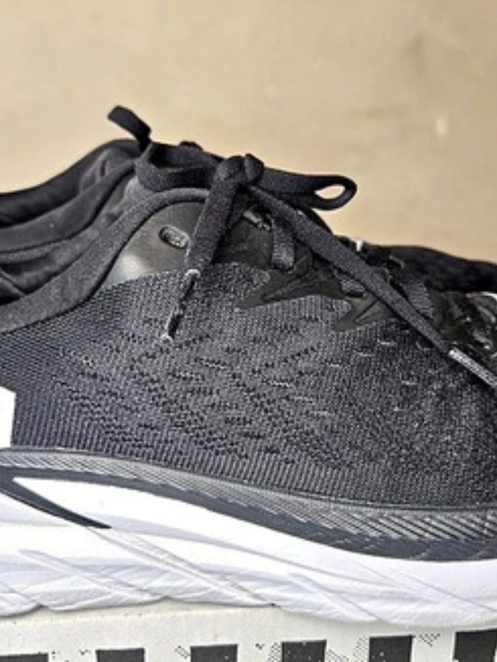 HOKA Clifton 9 Athletic Shoes in Black